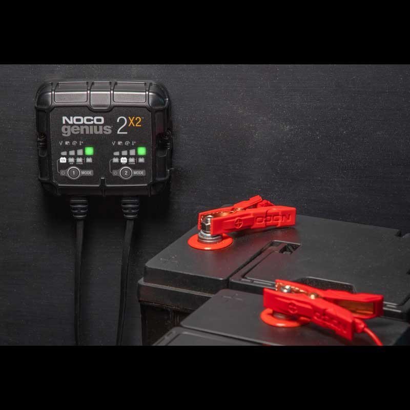 NOCO Genius 2X2  6 & 12V 2A per channel Double charger Maintainer