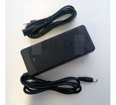 14.6v 5A Charger for LiFePO4